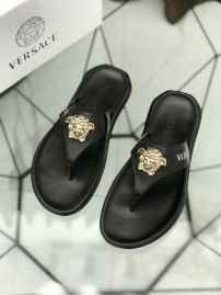 Picture of Versace Slippers _SKU835989790132032